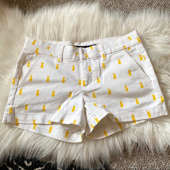 Harper Pants - HARPER pineapple and white shorts size XS
